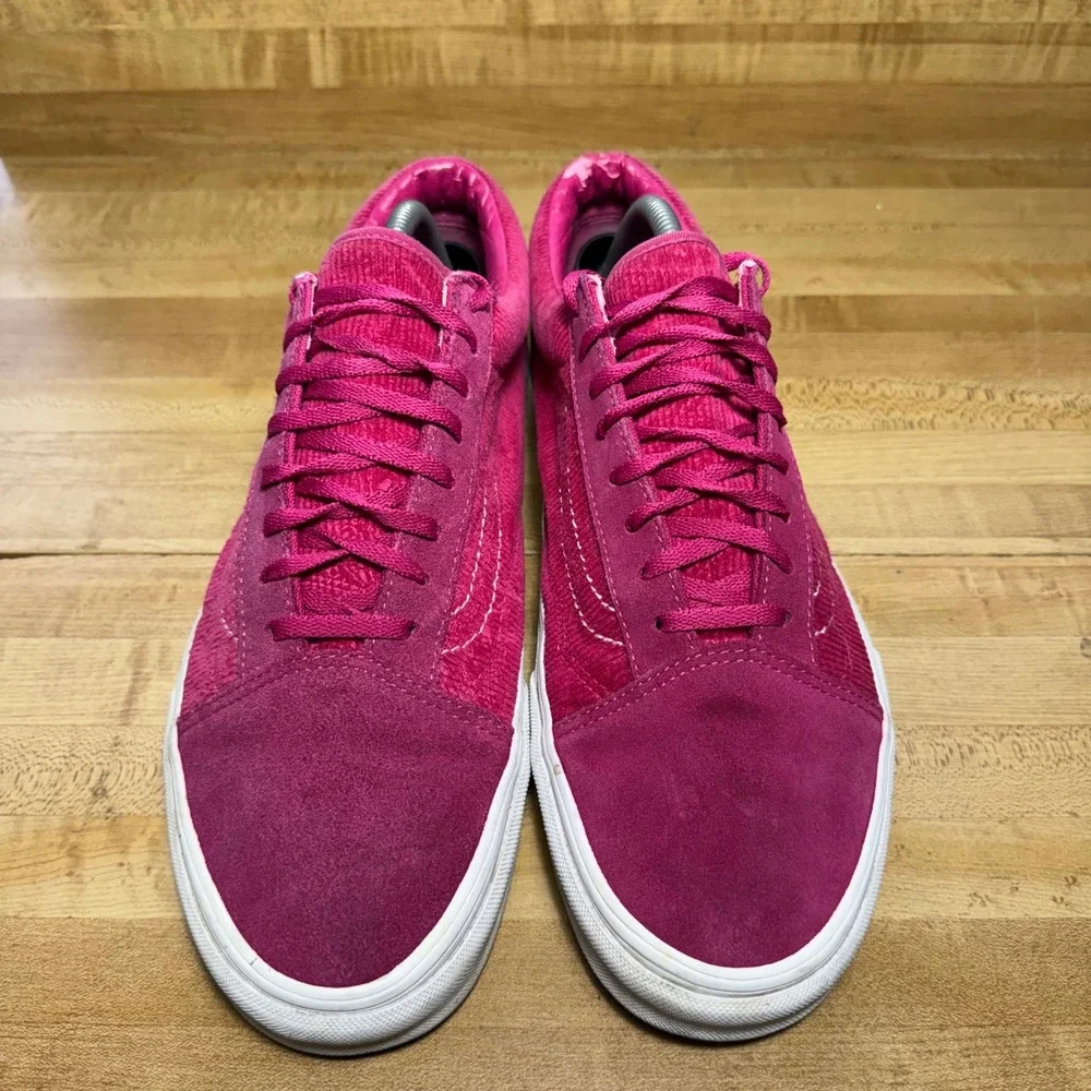 Vans Old Skool Fuchsia Pink Corduroy chenille Sneakers Mens 11.5 Low Skate Shoe